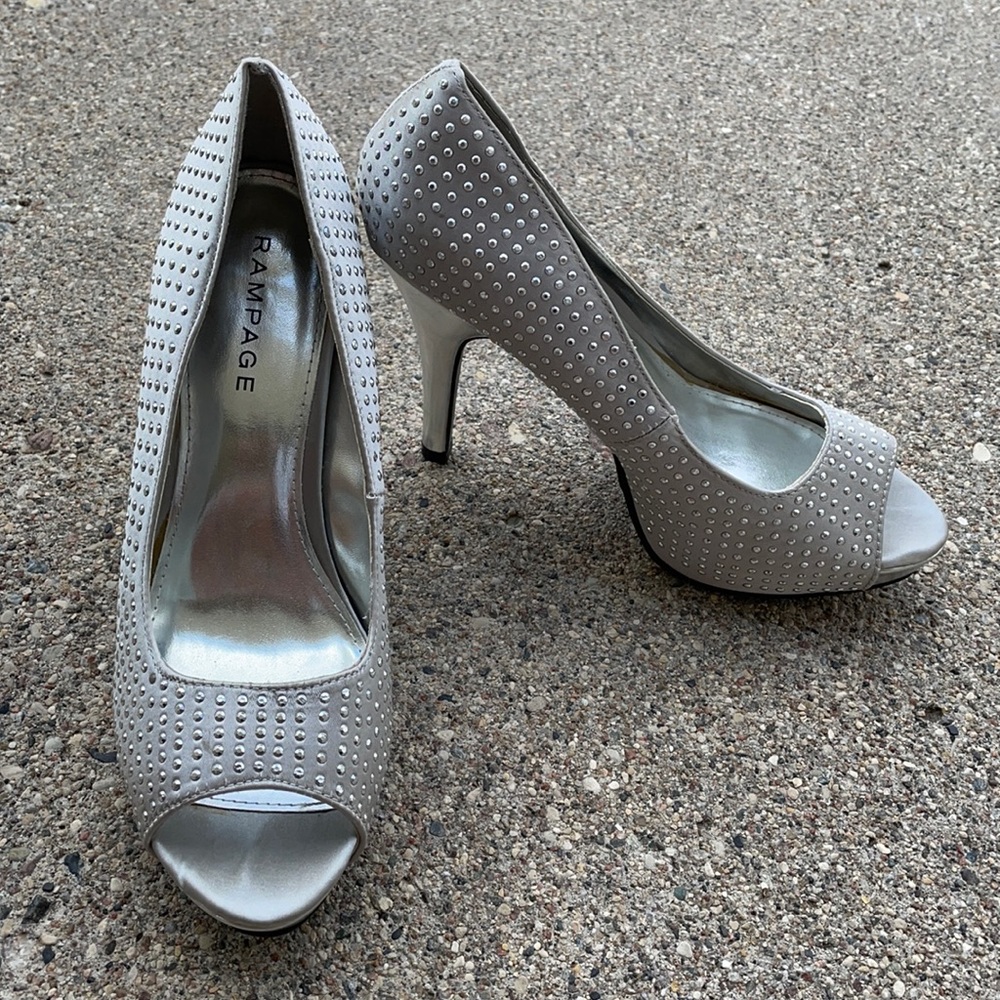 Rampage silver heel size 9M